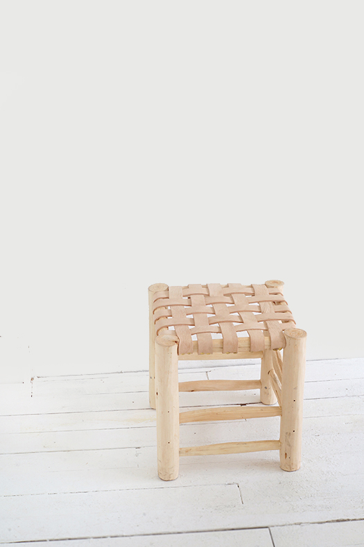 leather stool - medium (예약 3/31)