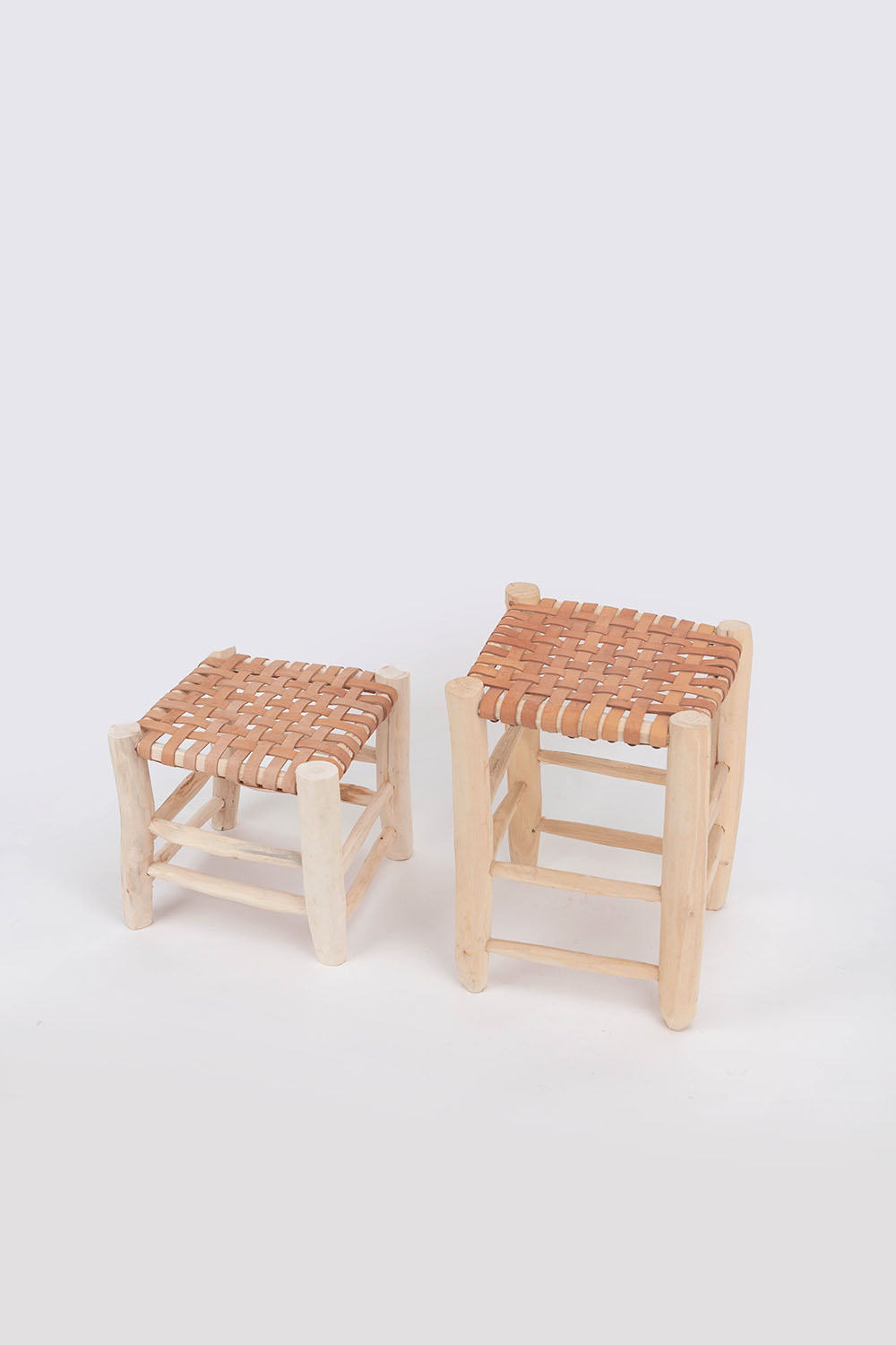 leather stool - medium (예약 3/31)