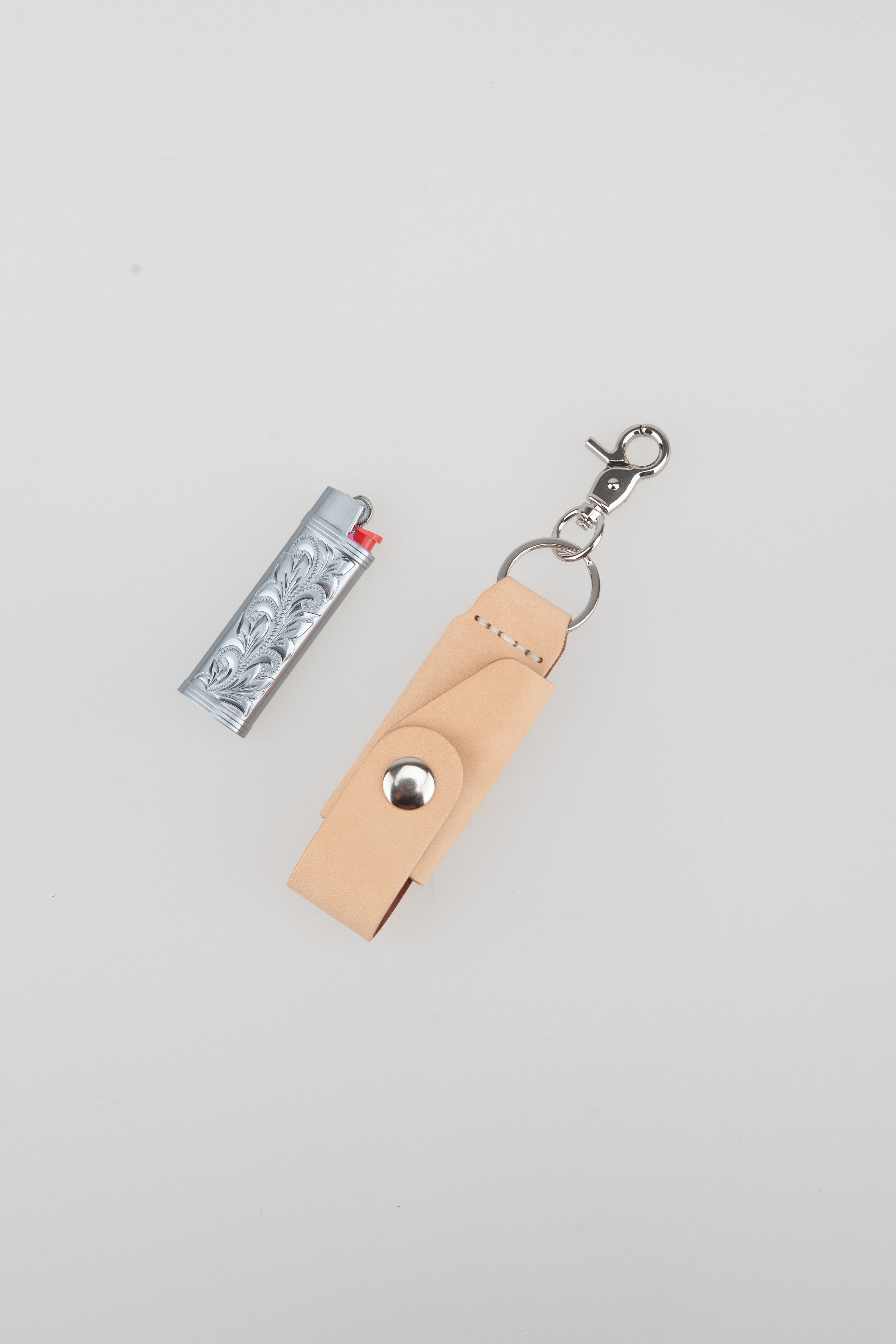 leather lighter keyholder - beige