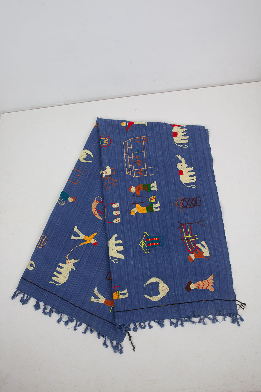 embroidery blanket - blue