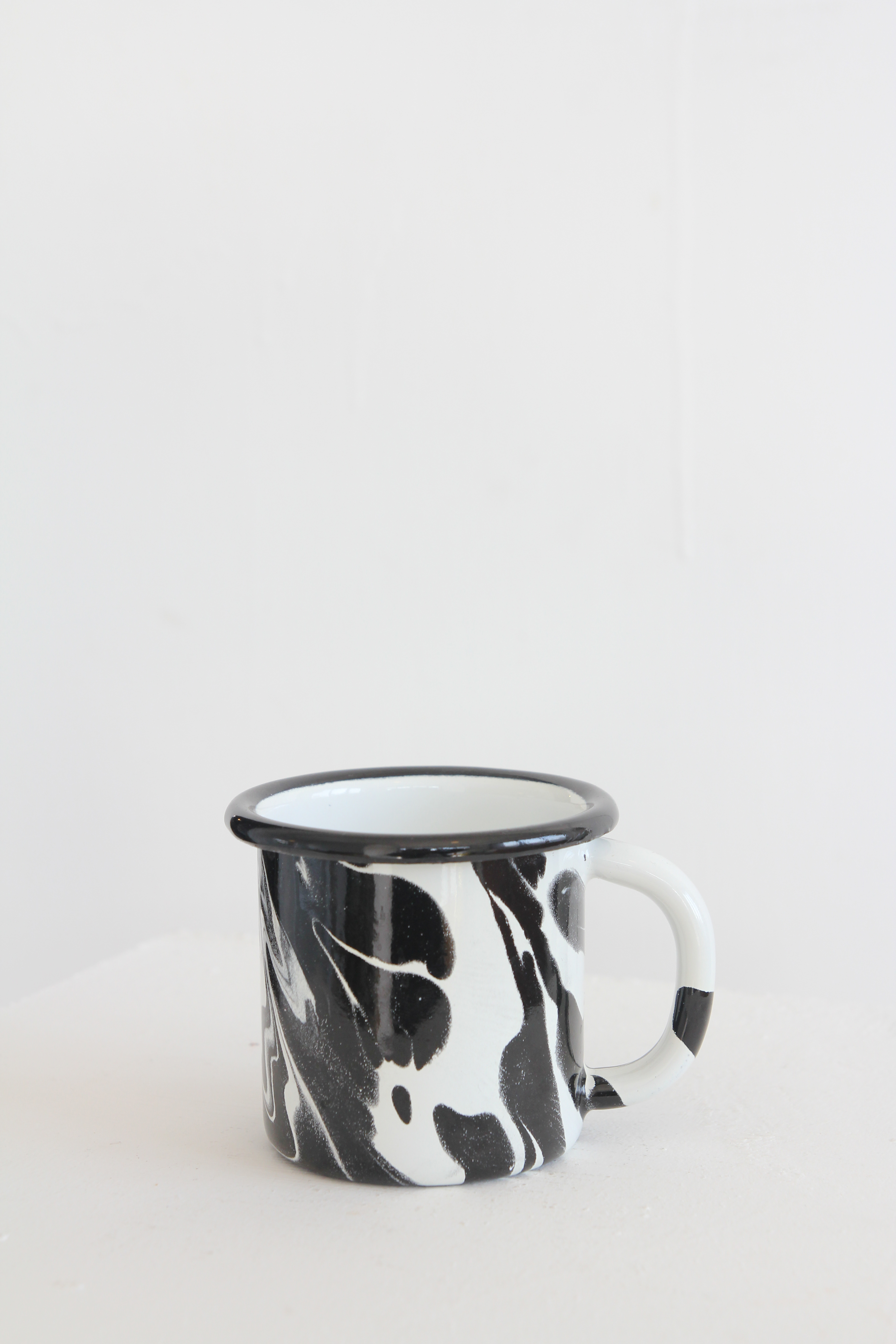 Enamel mug - marble