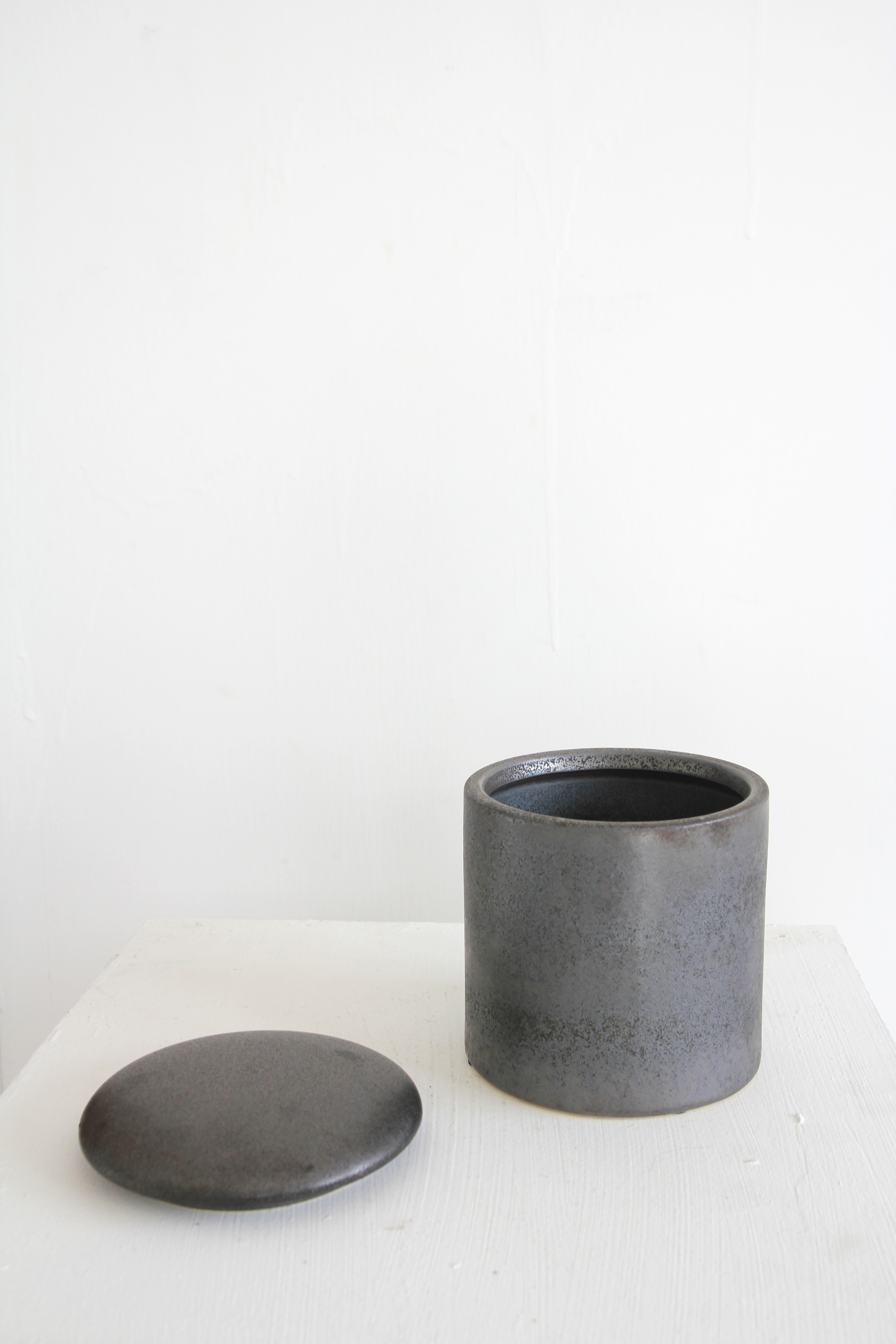 ceramic container-matt-small