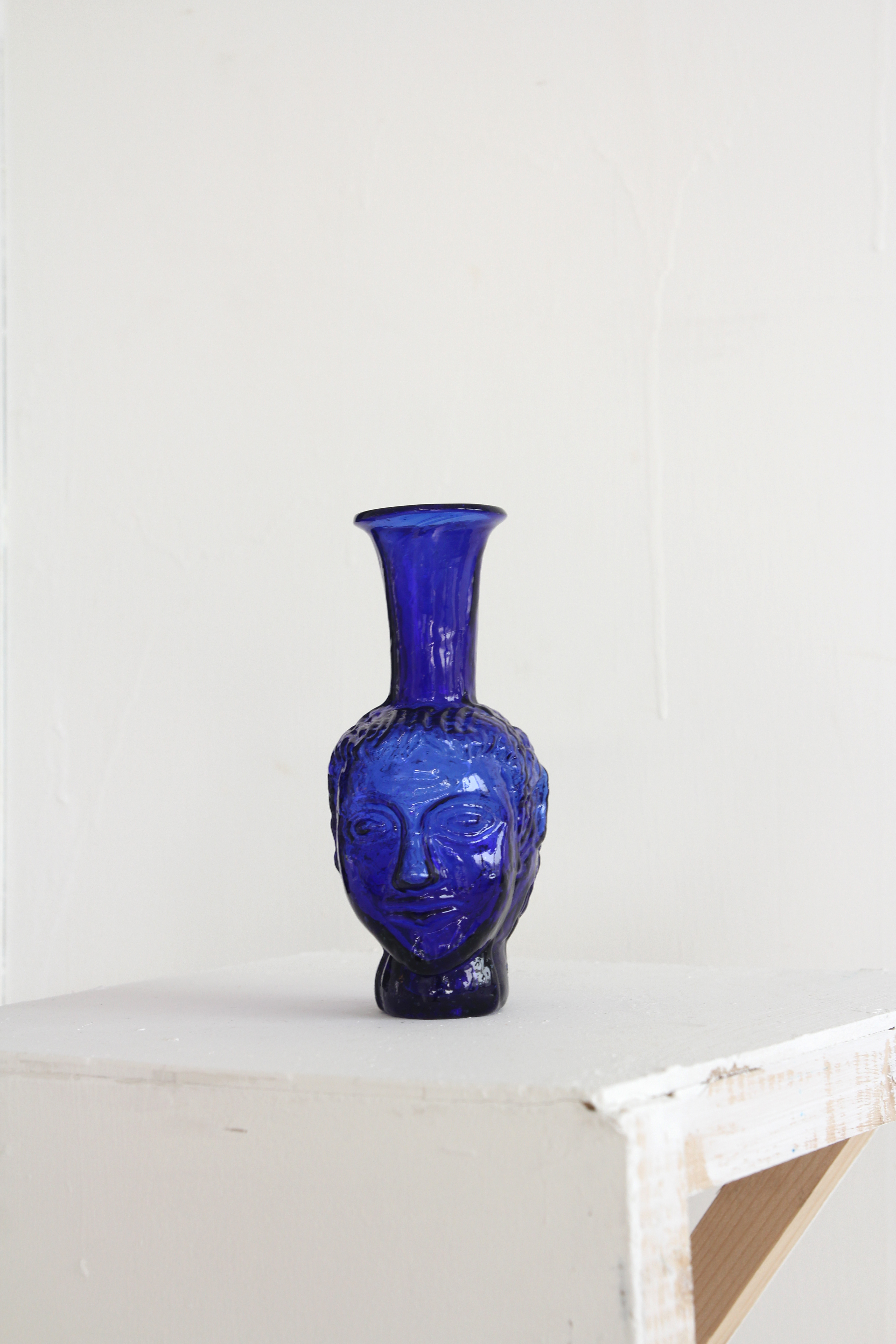 face carafe - blue