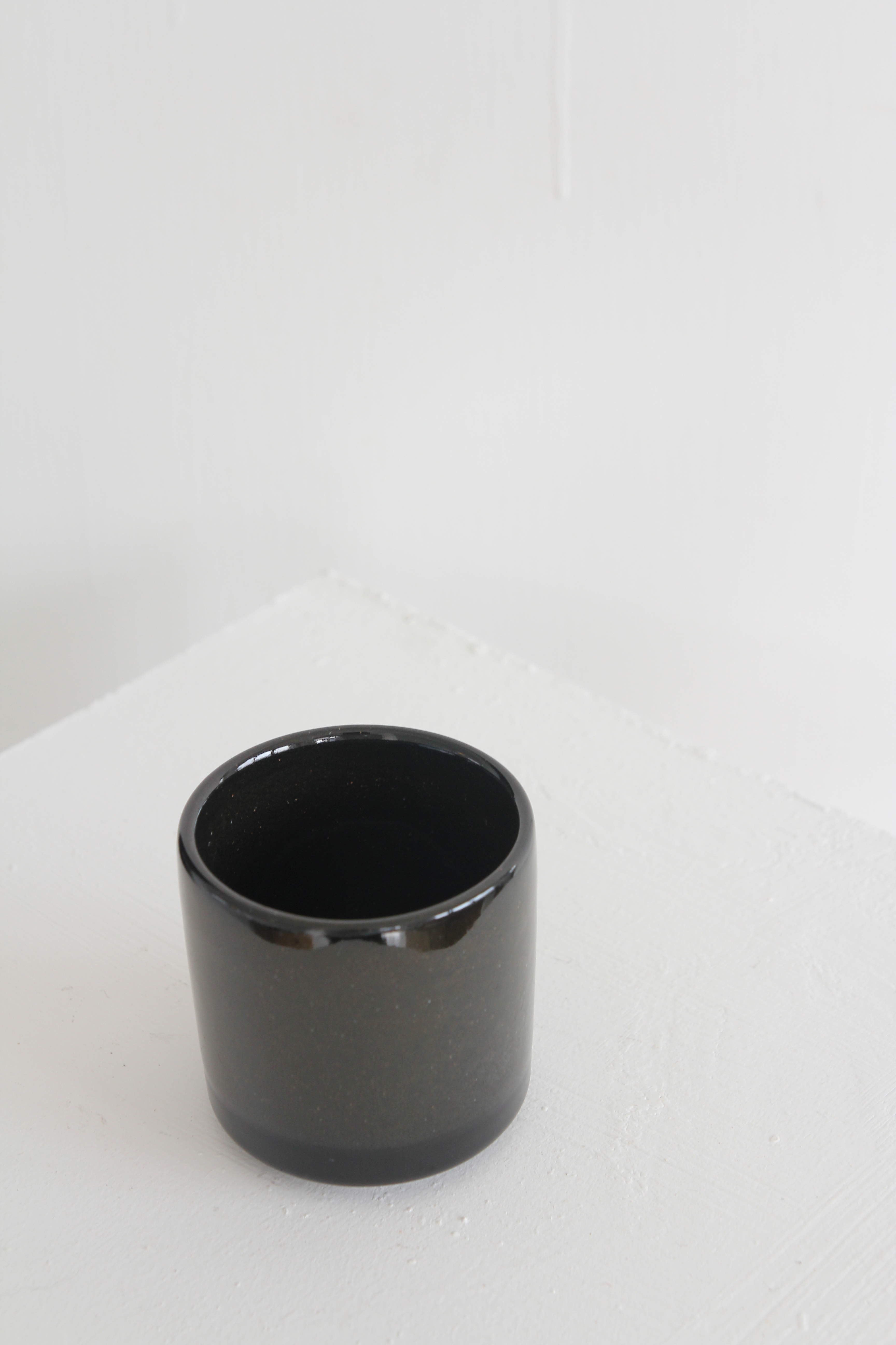 ceramic cup - black