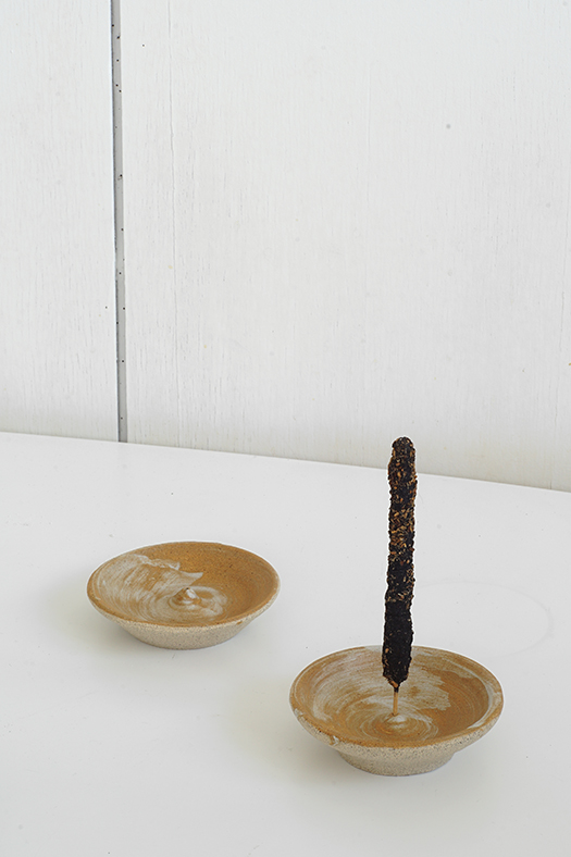 ceramic incense holder (예약10/7)