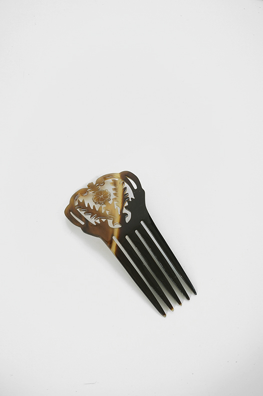 horn hair barrette  - no.2