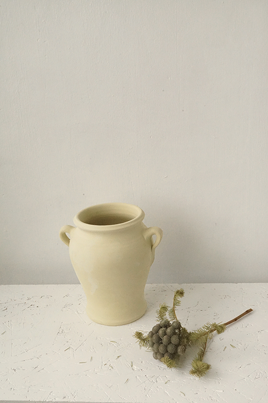 salt clay pot L