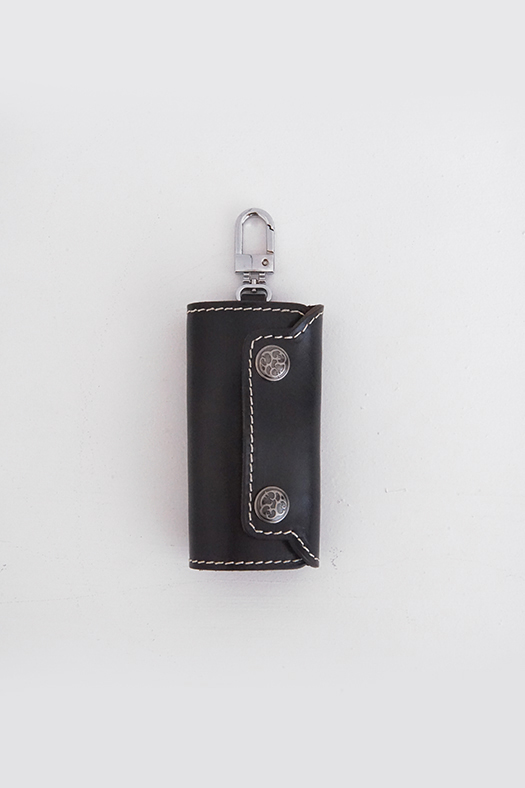 leather key holder