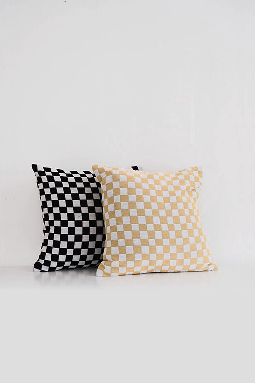 cushion - check black