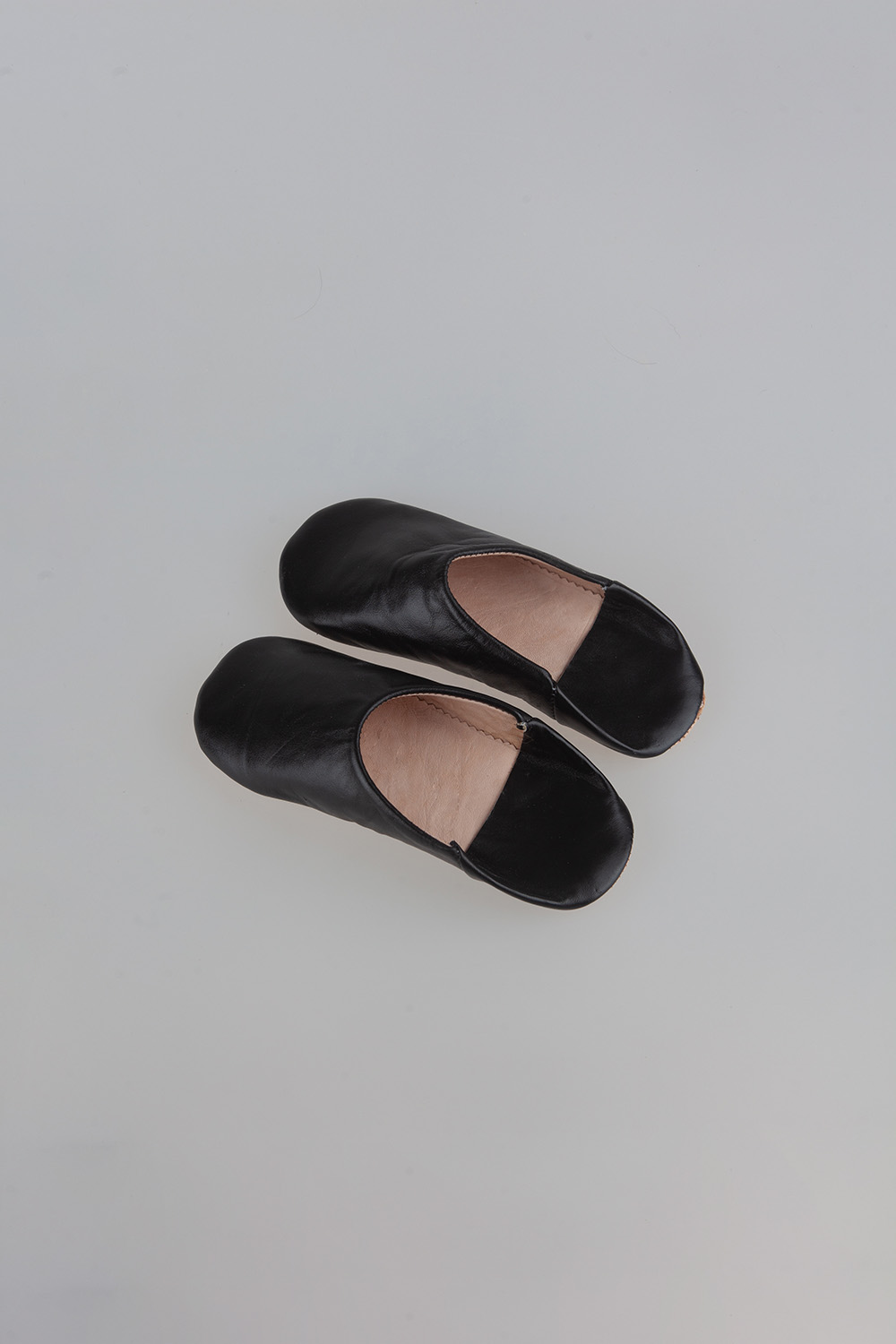 berber shoes - black