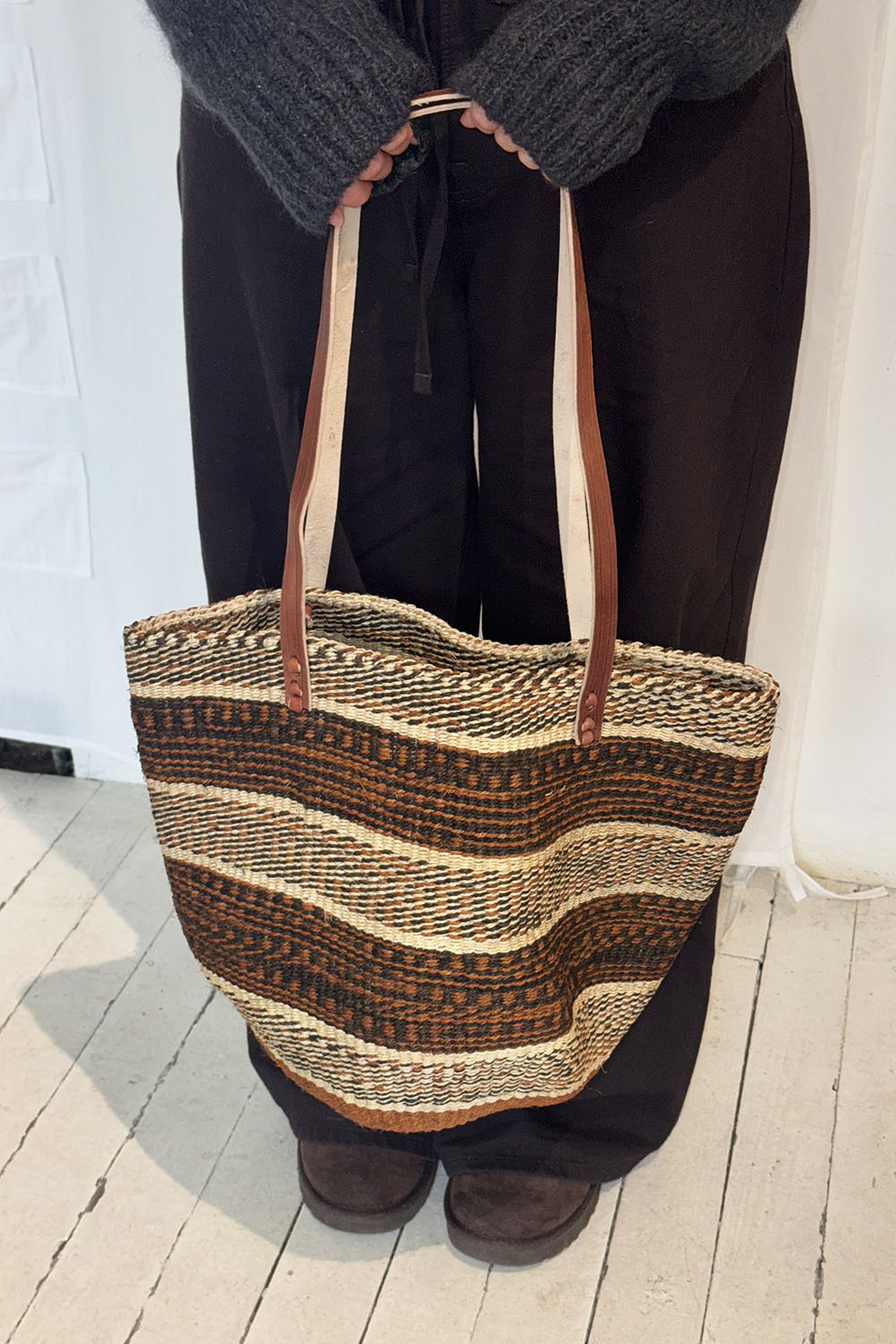 woven market bag - beige