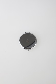 pocket mirror