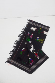 embroidery blanket - black