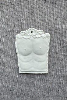 ceramic wall ornament - chest