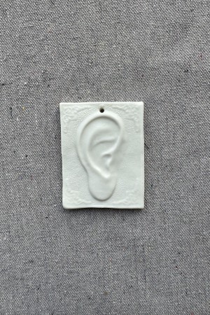 ceramic wall ornament - sq ear